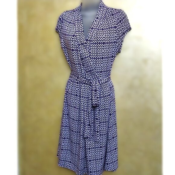 Liz Claiborne Dresses & Skirts - Adorable Liz Claiborne Dress Like New M